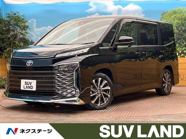 TOYOTA / VOXY HYBRID