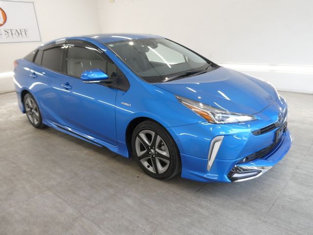 TOYOTA / PRIUS