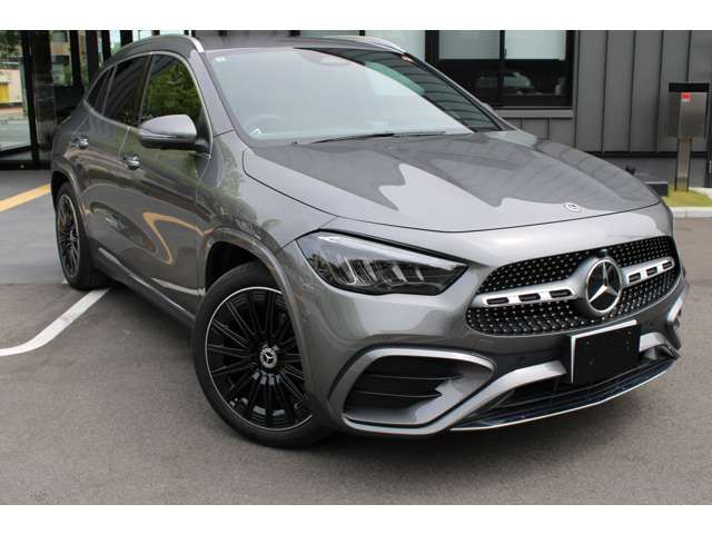 Japanese used car Ref# 1595462 MERCEDES BENZ / MERCEDES BENZ GLA class