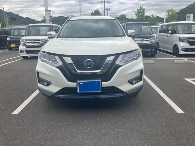 NISSAN / X-TRAIL 2WD