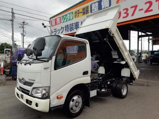 HINO / DUTRO