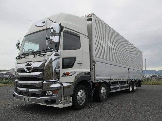 Japanese used car Ref# 1595781 HINO / PROFIA