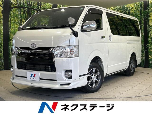 TOYOTA / HIACE van 4WD