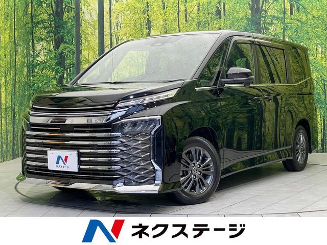TOYOTA / VOXY