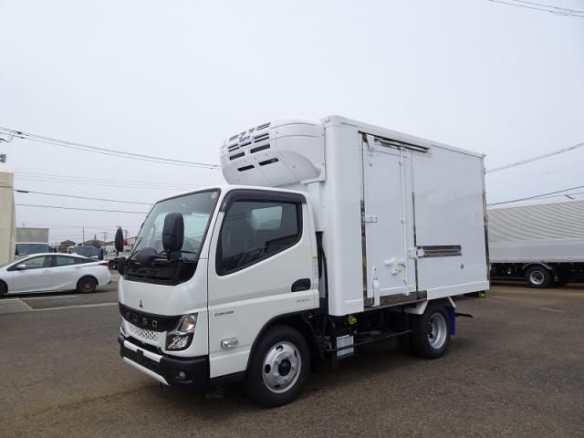 Japanese used car Ref# 1596429 MITSUBISHI / CANTER