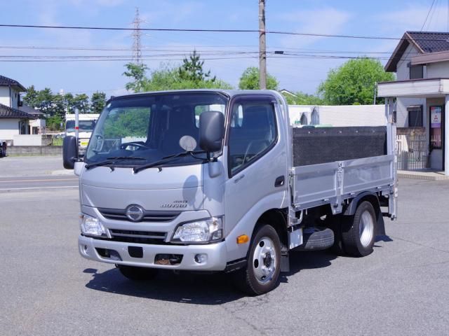 HINO / DUTRO