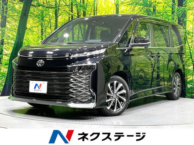 TOYOTA / VOXY
