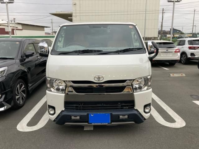 TOYOTA / HIACE van 2WD