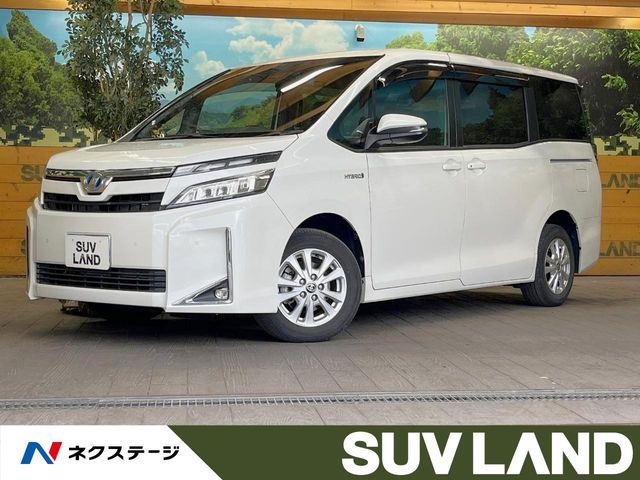 TOYOTA / VOXY HYBRID
