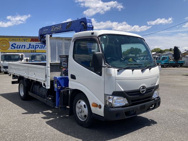 HINO / DUTRO