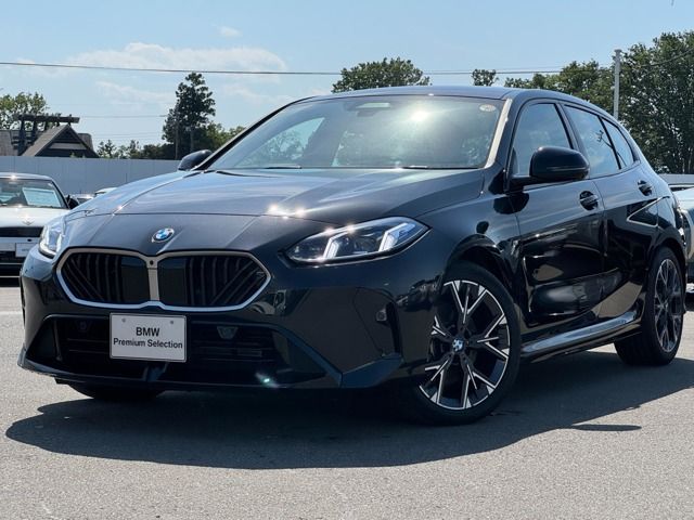Japanese used car Ref# 1596900 BMW / BMW 1series