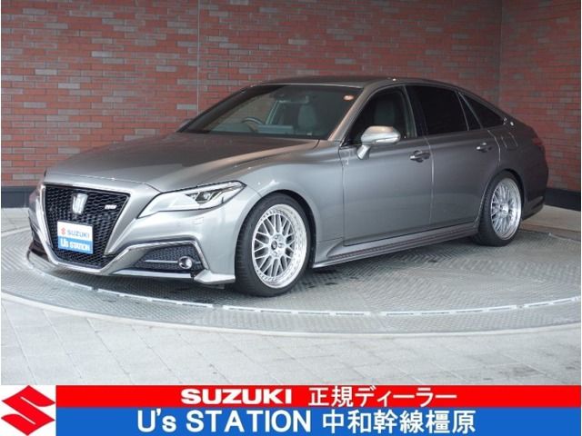 TOYOTA / CROWN sedan hybrid