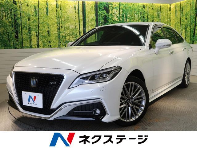 TOYOTA / CROWN sedan hybrid 4WD