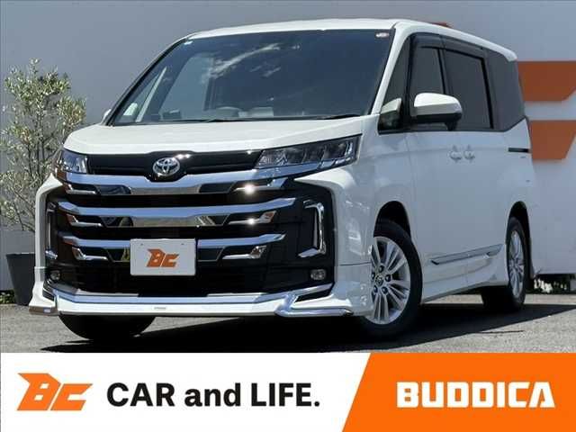 TOYOTA / NOAH