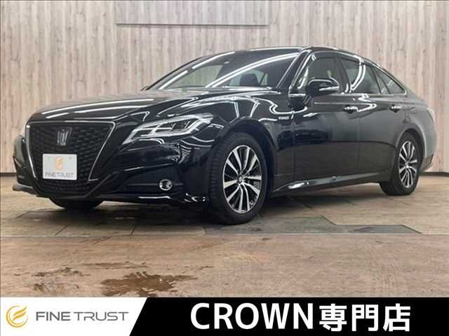 TOYOTA / CROWN sedan hybrid