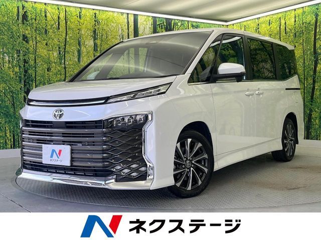TOYOTA / VOXY