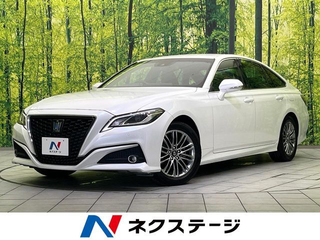 TOYOTA / CROWN sedan hybrid