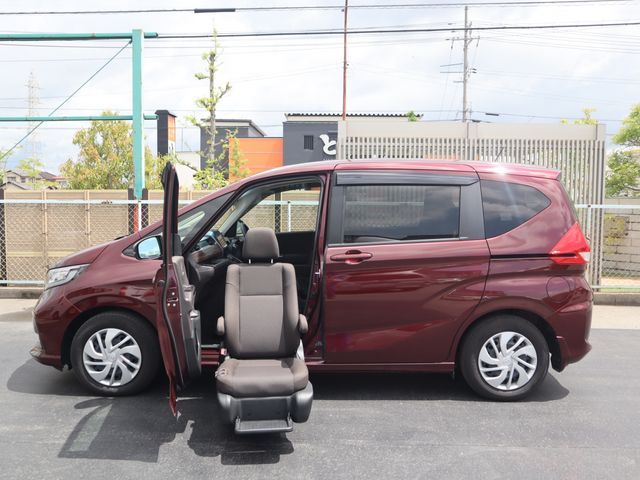 HONDA / FREED
