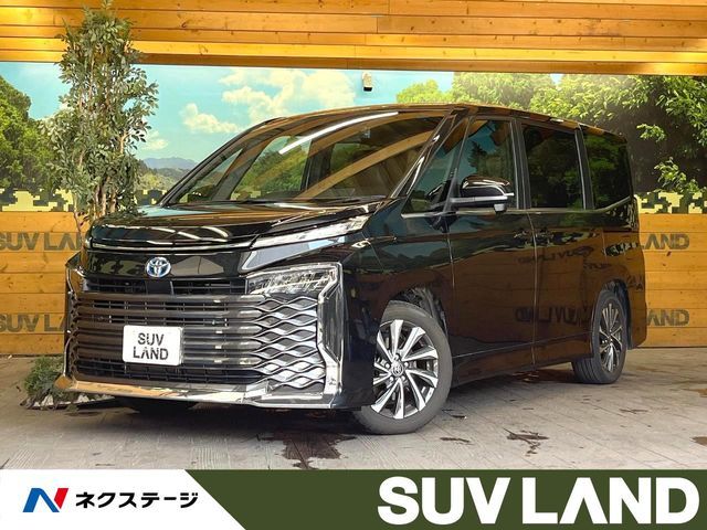 TOYOTA / VOXY HYBRID