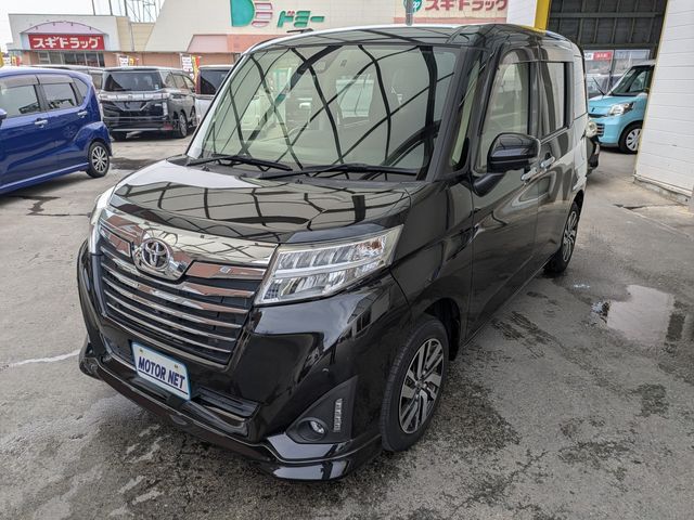 TOYOTA / ROOMY