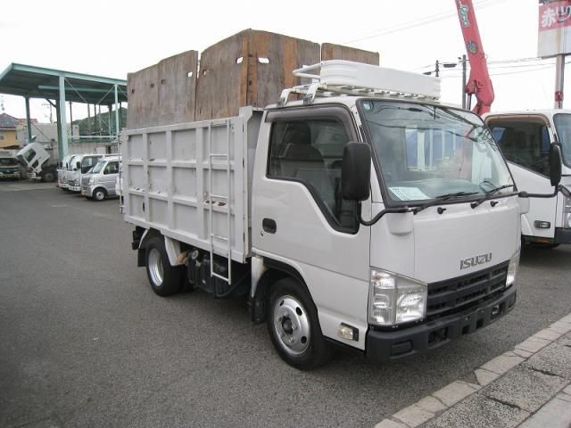 Japanese used car Ref# 1597698 ISUZU / ELF