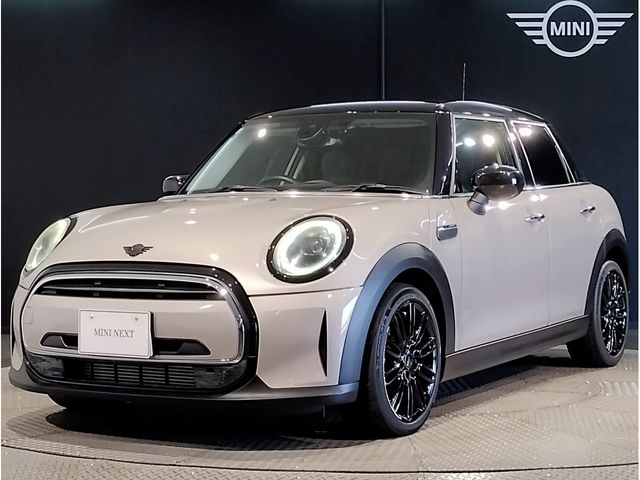 Japanese used car Ref# 1597786 BMW / MINI COOPER D 5DOOR