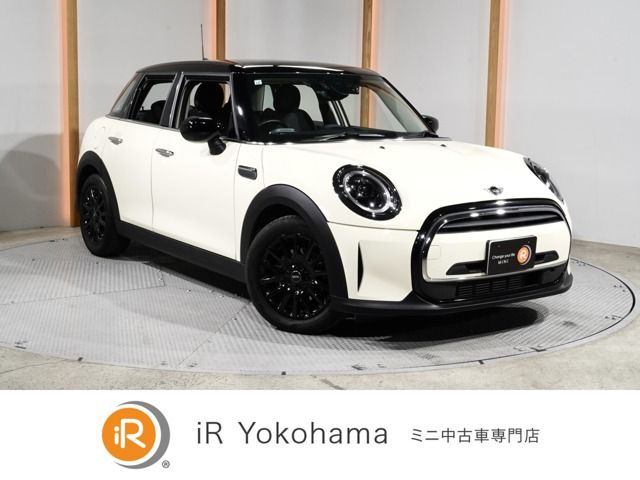 Japanese used car Ref# 1597885 BMW / MINI COOPER D 5DOOR