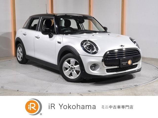 Japanese used car Ref# 1597902 BMW / MINI COOPER 5DOOR