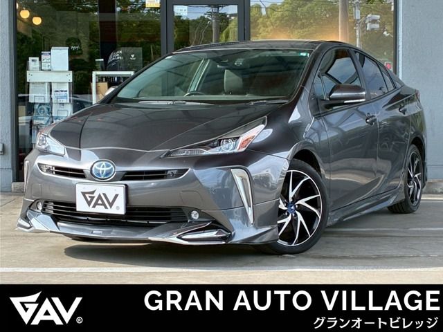 Japanese used car Ref# 1597968 TOYOTA / PRIUS