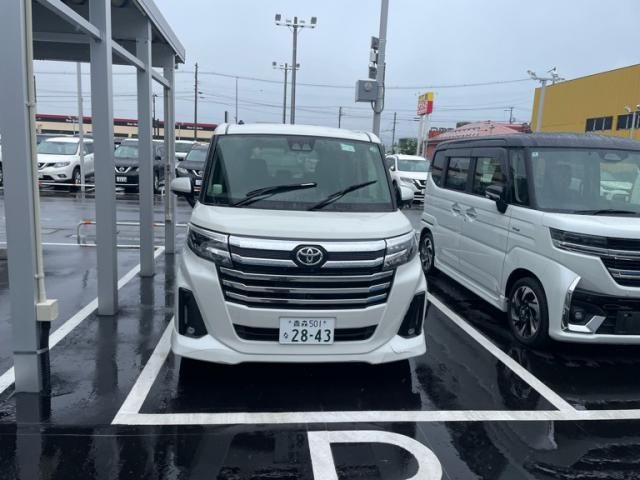 TOYOTA / ROOMY 4WD