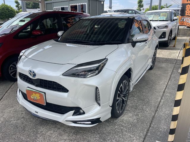 TOYOTA / YARIS CROSS HYBRID