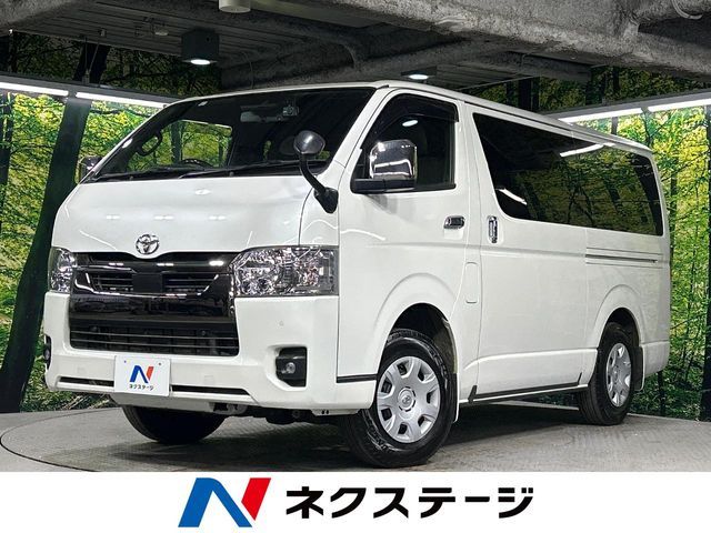 TOYOTA / HIACE van 4WD