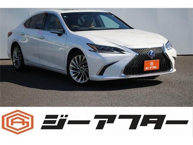 Japanese used car Ref# 1598590 TOYOTA / LEXUS ES300h
