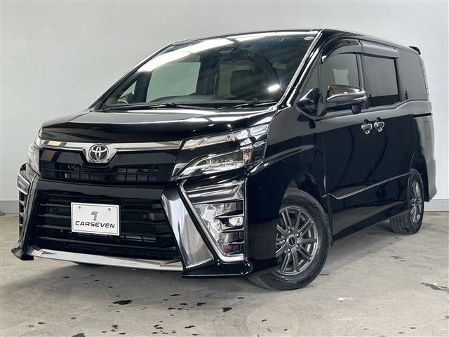 TOYOTA / VOXY 4WD
