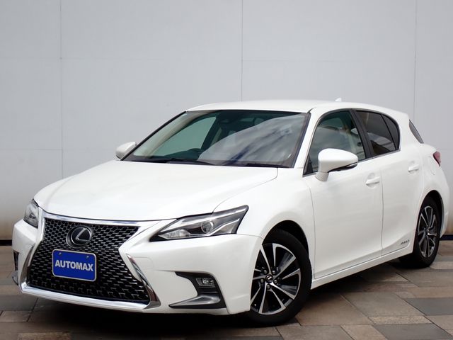 TOYOTA / LEXUS CT200h