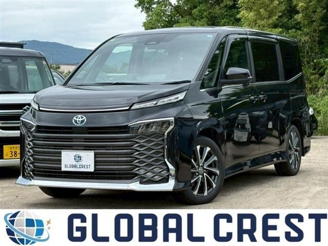 TOYOTA / VOXY HYBRID