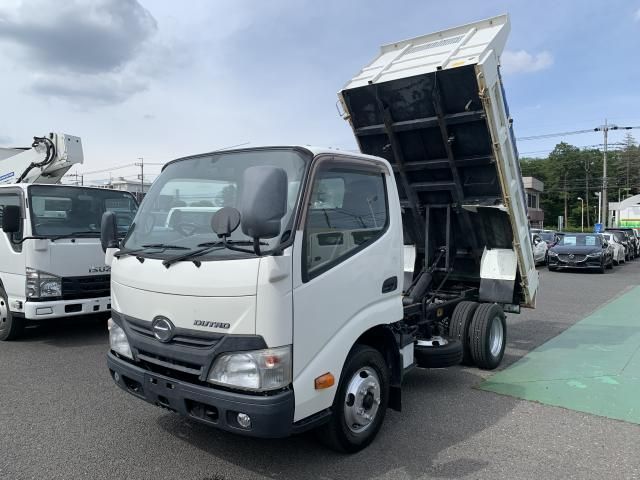Japanese used car Ref# 1598748 HINO / DUTRO