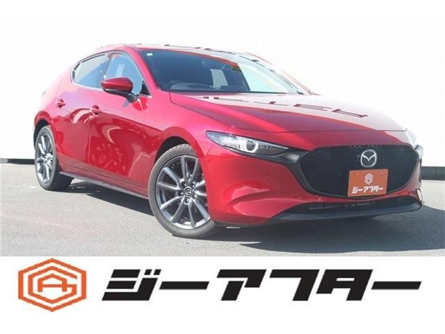 Japanese used car Ref# 1598751 MAZDA / MAZDA3 FASTBACK