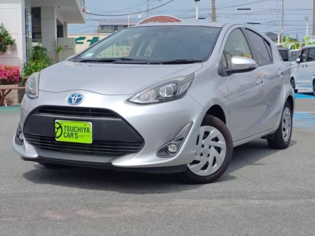 Japanese used car Ref# 1598757 TOYOTA / AQUA