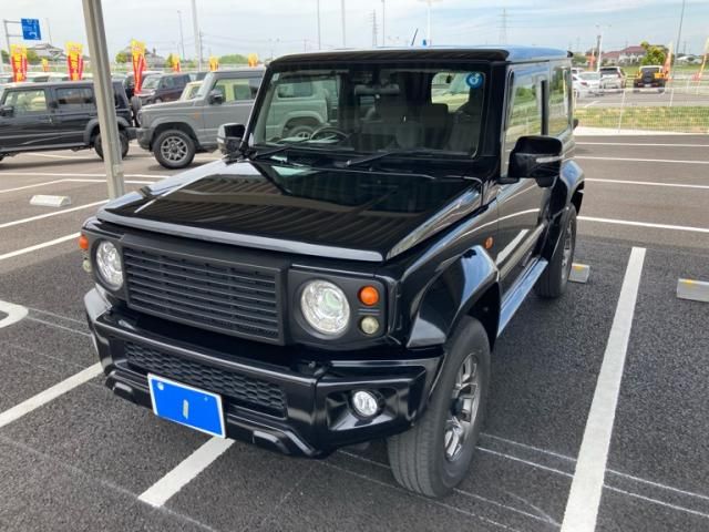 SUZUKI / JIMNY SIERRA