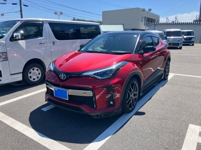TOYOTA / C-HR