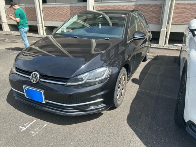VOLKSWAGEN / ＶＷゴルフ５ＨＢ