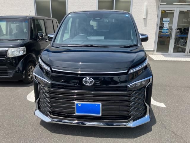 Japanese used car Ref# 1598885 TOYOTA / VOXY