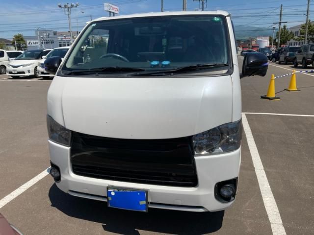 Japanese used car Ref# 1598890 TOYOTA / HIACE van 4WD