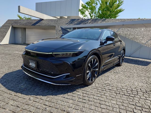 TOYOTA / CROWN CROSSOVER