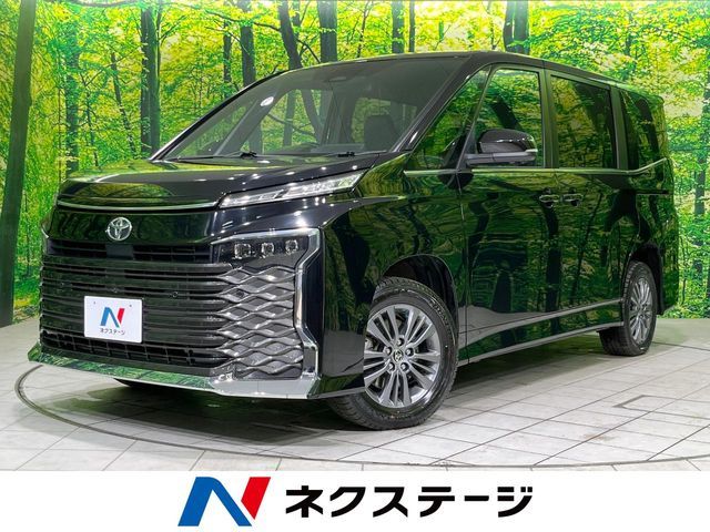 TOYOTA / VOXY 4WD