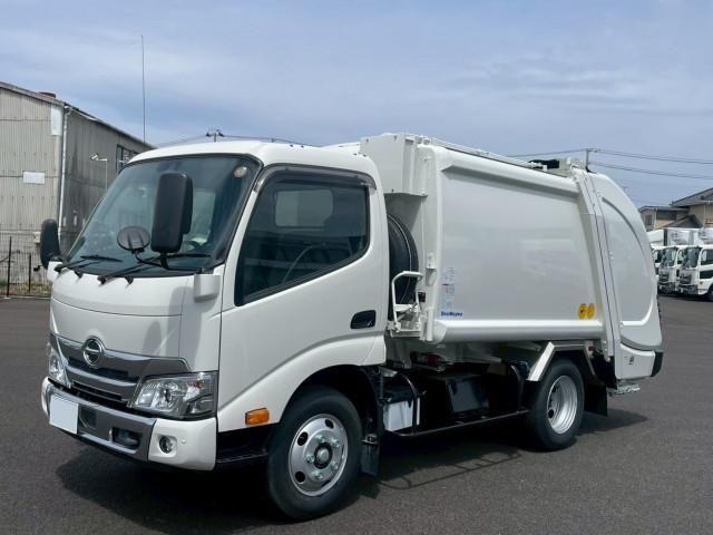 Japanese used car Ref# 1599248 HINO / DUTRO