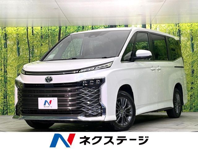TOYOTA / VOXY 4WD