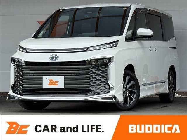 TOYOTA / VOXY HYBRID