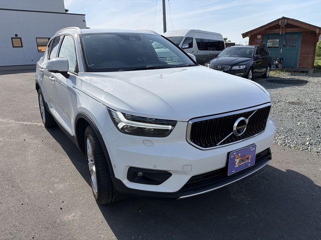 VOLVO / VOLVO XC40